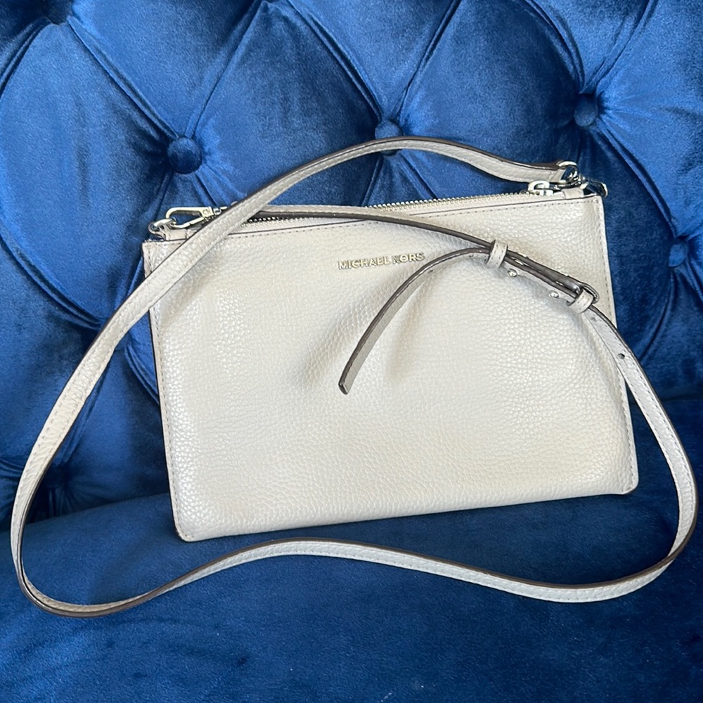Michael Kors grey 100% leather bag crossbody medium size